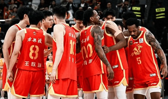 博万体育登录入口-广厦男篮对阵山西！球员评分：3人满分、4人及格、3人低迷